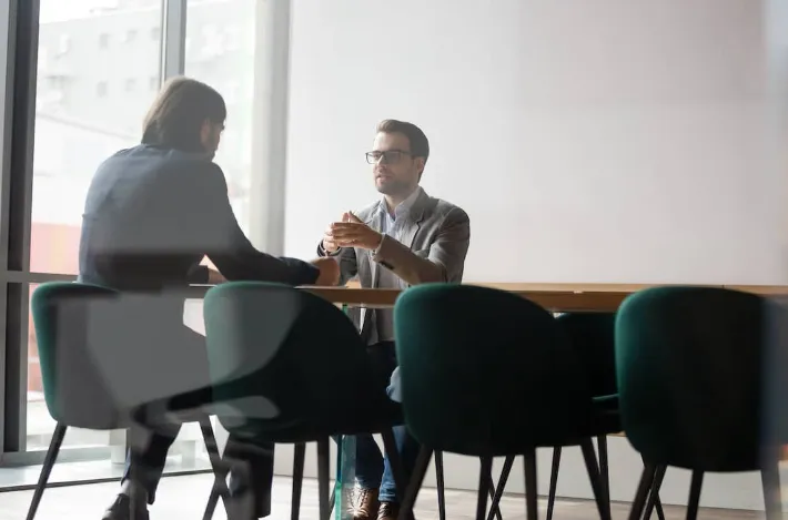 Ki bérel beszerző ügynököket - Vevői profilok és döntési mátrix